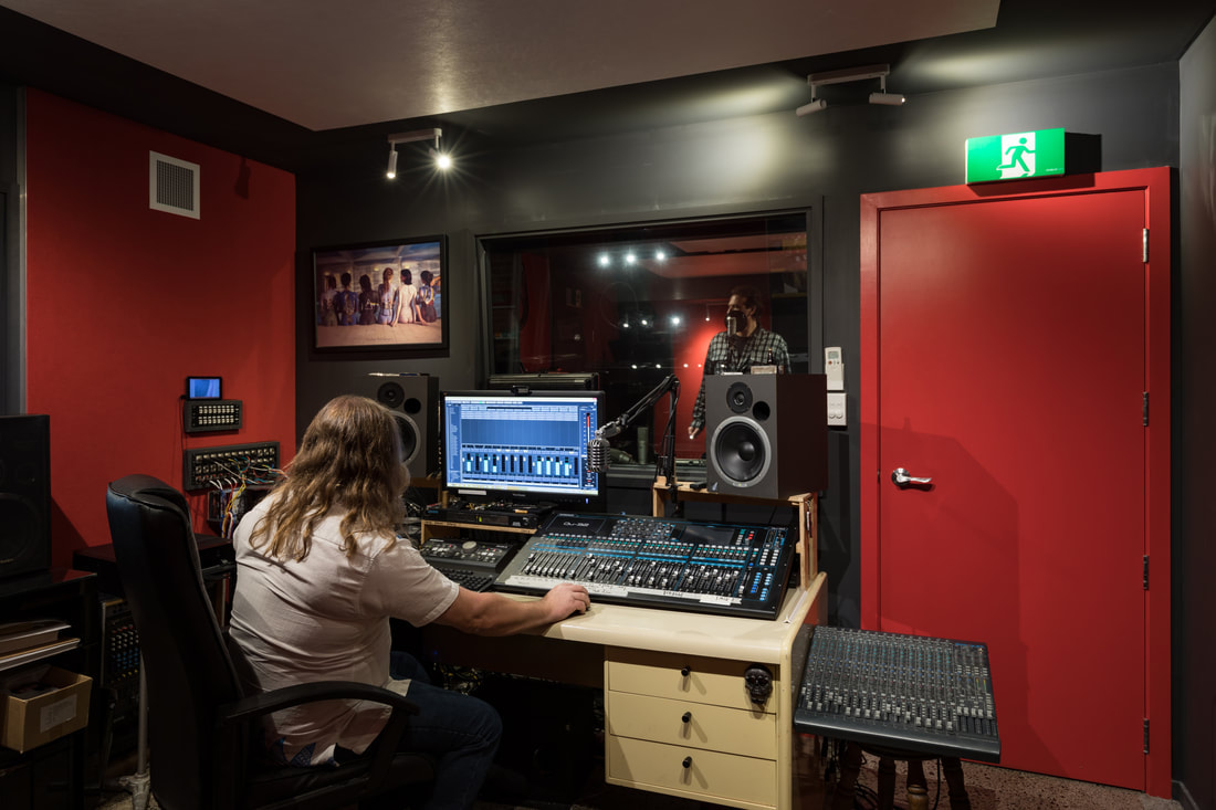 Recording Studio - Studio 38 - STUDIO 38